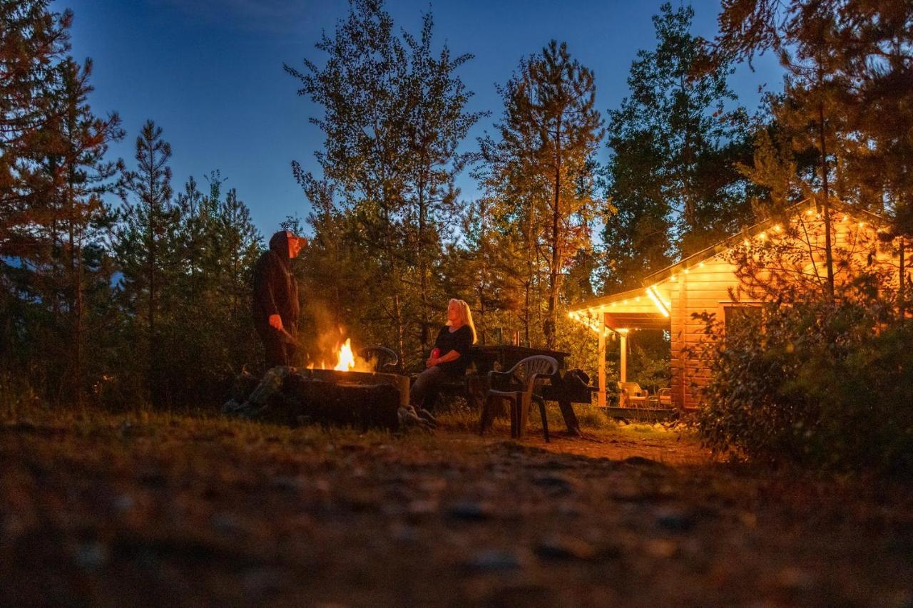 Mica Mountain Lodge & Log Cabins Тет-Жон-Каш Экстерьер фото